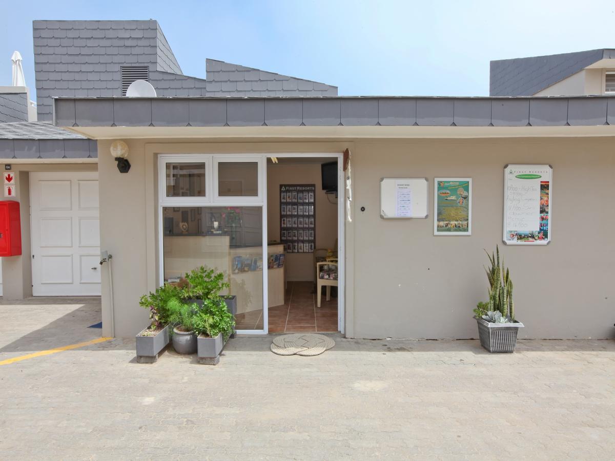 First Group Desert Rose Henties Bay Exteriör bild